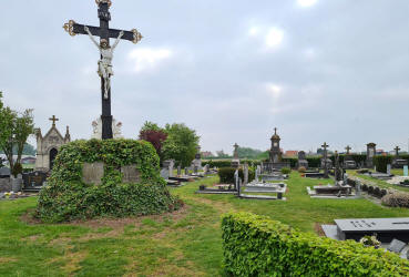 grafmonument Fr.Th.Van der Donckt (7)